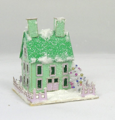 "Colonial Charmer" Miniature Putz House Kit - Click Image to Close