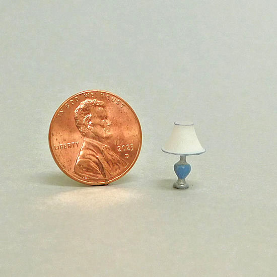 "Softly Elegant" Table Lamp Kit- Quarter Scale - Click Image to Close