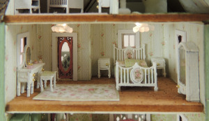 Cape May Cottage in 144th Scale - Click Image to Close